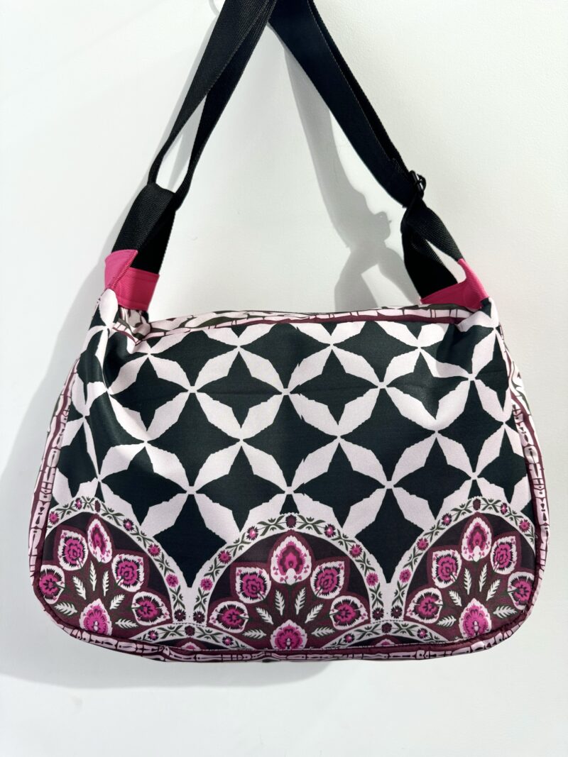 BAG VIAGEM 
MANDALA ROSA